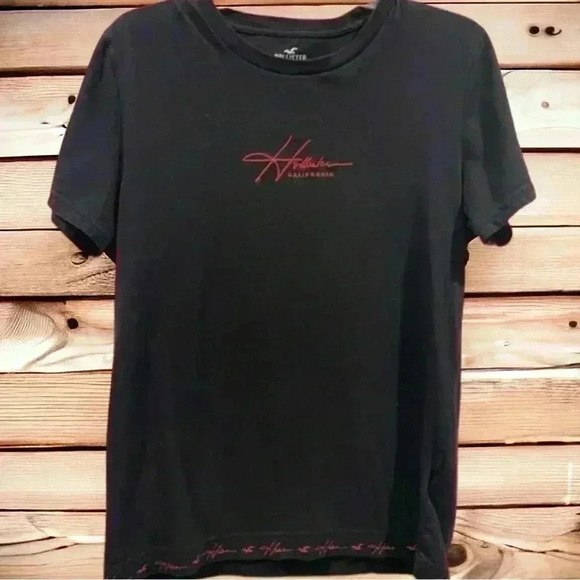 Hollister California Men's medium black/red logo T-shirt. Size medium. - Picture 3 of 3
